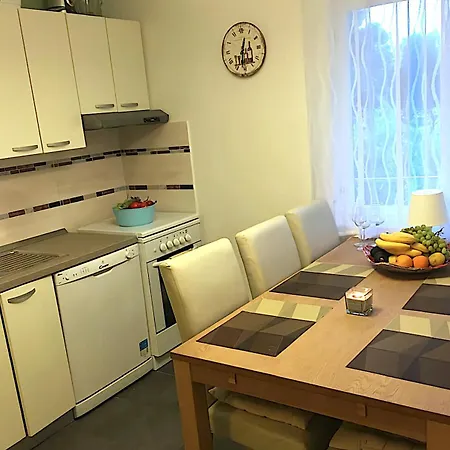 Sea Breeze Jelsa (Hvar)